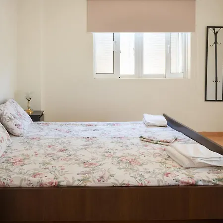 Beachside Haven - Private Garden & Views Holiday home Diakopto